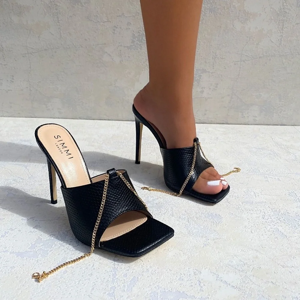 Black snake print stiletto mules with a gold chain US size 8 - Picture 2 of 7
